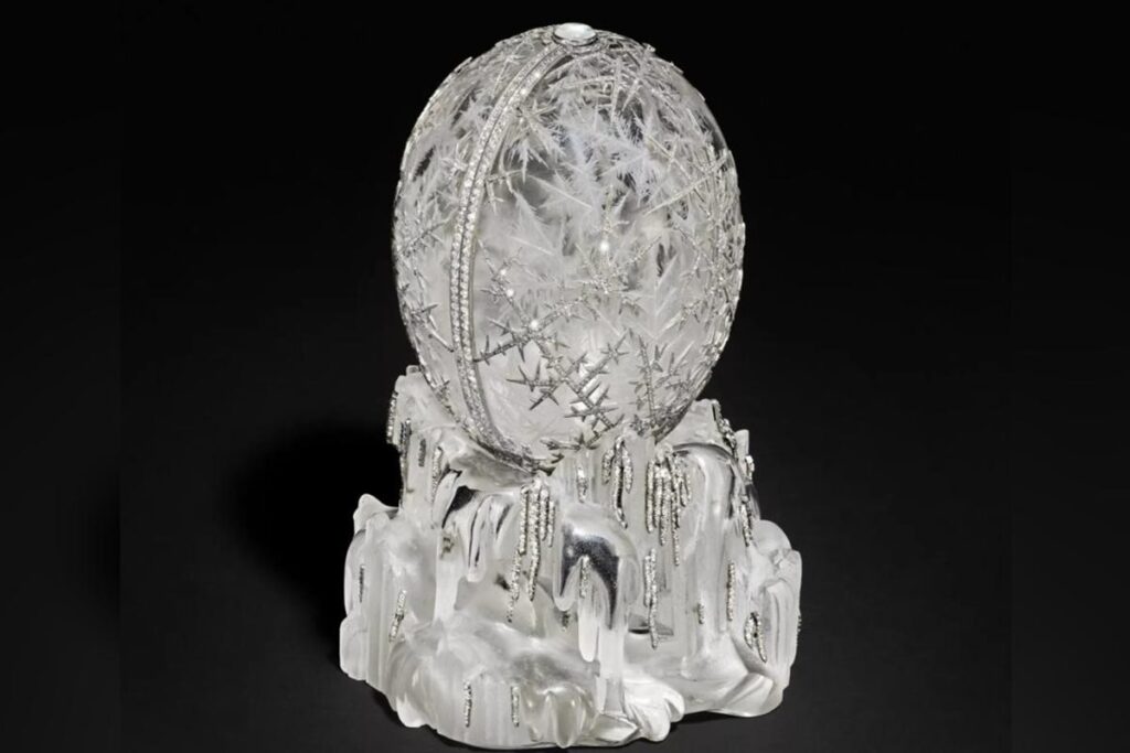 Ovo Imperial de Fabergé: Joia Rara da Realeza Russa Retorna ao Leilão Imagem do artigo