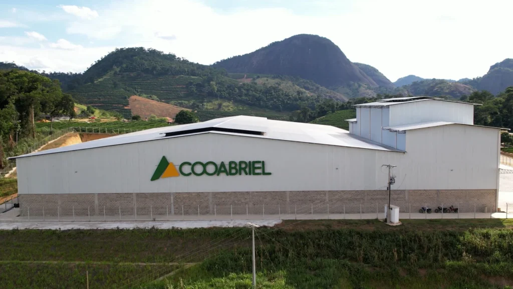 Cooabriel entre as 10 Melhores Cooperativas do Agronegócio Brasileiro: Um Marco de Excelência