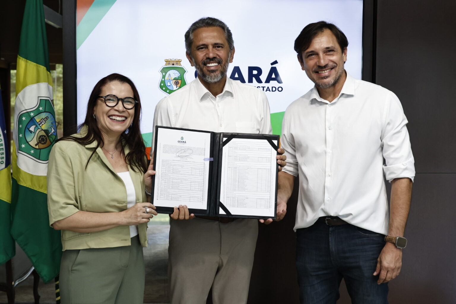 Governo do Ceará Nomeia 322 Novos Profissionais para a Saúde em 2025