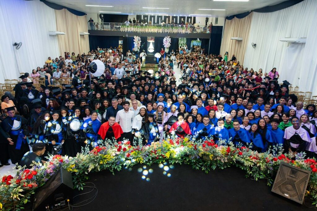 Deputado Davi Brandão Celebra Formatura do IEMA Pleno em Bacabal e Reitera Apoio à Juventude Maranhe