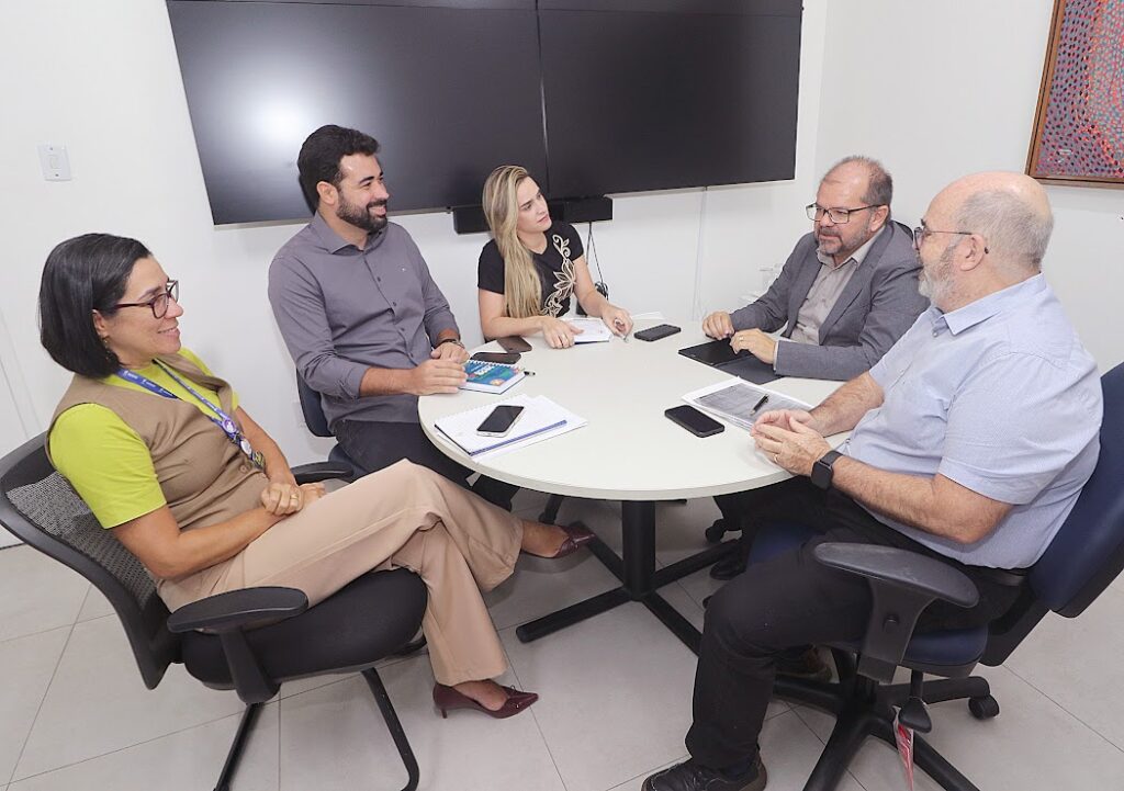 Gestão Hospitalar: Secretaria de Saúde Instala Gabinete no Huse para Melhorar Atendimento