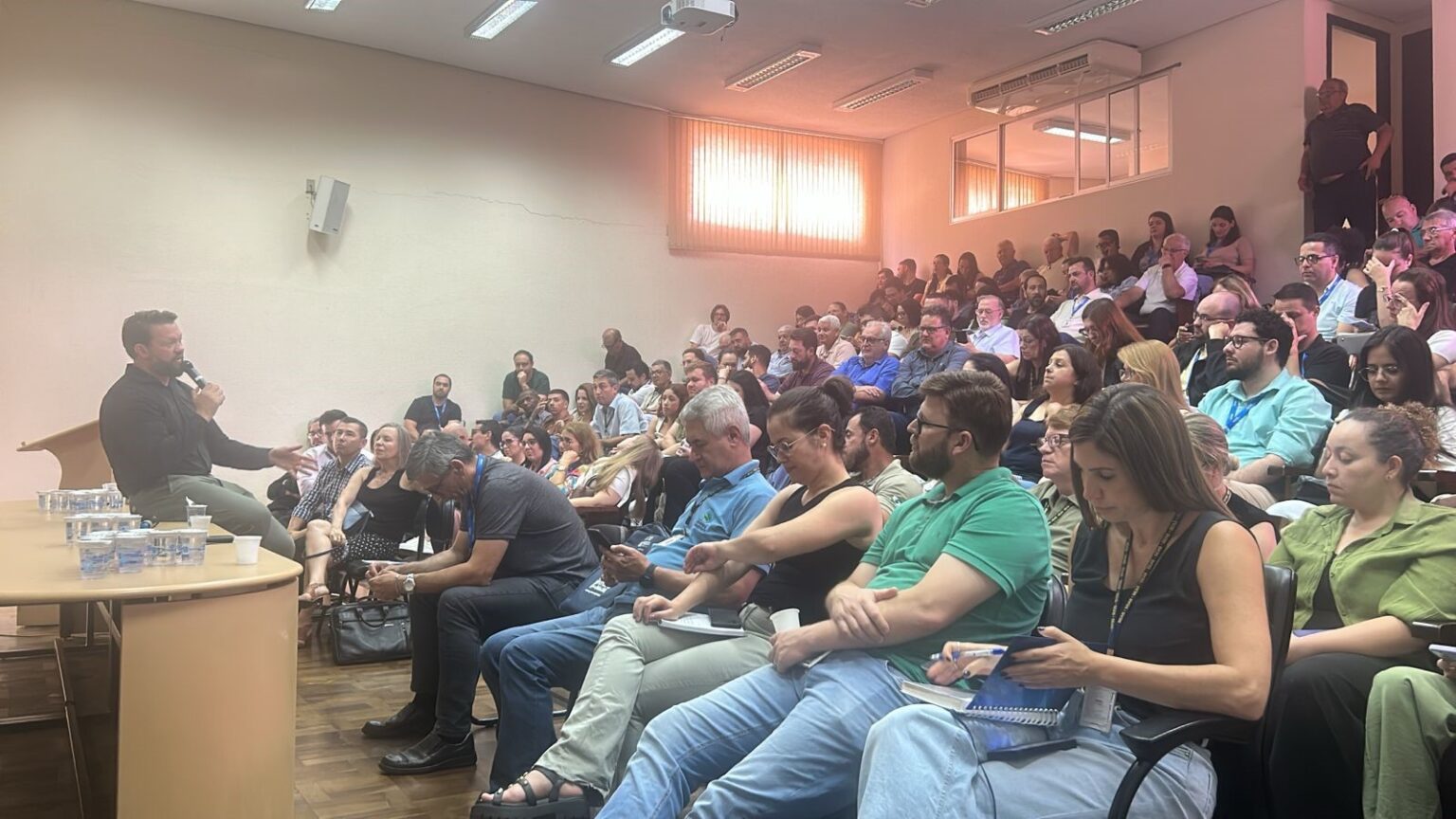 Paraná Forma 324 Novos Servidores para Impulsionar o Agronegócio Paraná Forma 324 Novos Servidores para Impulsionar o Agronegócio