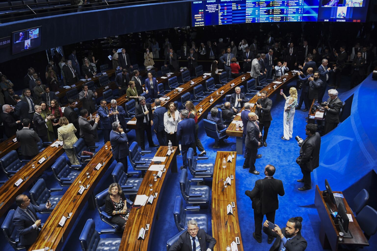 PT e PL Focam em Alianças Para 2026, Reduzindo Candidaturas a Governadores