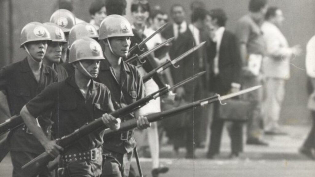 A Política na Ficção: Uma Análise Profunda das Narrativas A Política na Ficção: Uma Análise Profunda das Narrativas