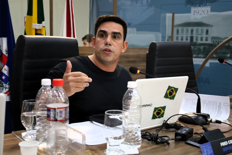 Câmara Municipal de Pouso Alegre Aprova Política de Proteção às Pessoas com Síndromes Raras e Deficiências Câmara Municipal de Pouso Alegre Aprova Política de Proteção às Pessoas com Síndromes Raras e Defici