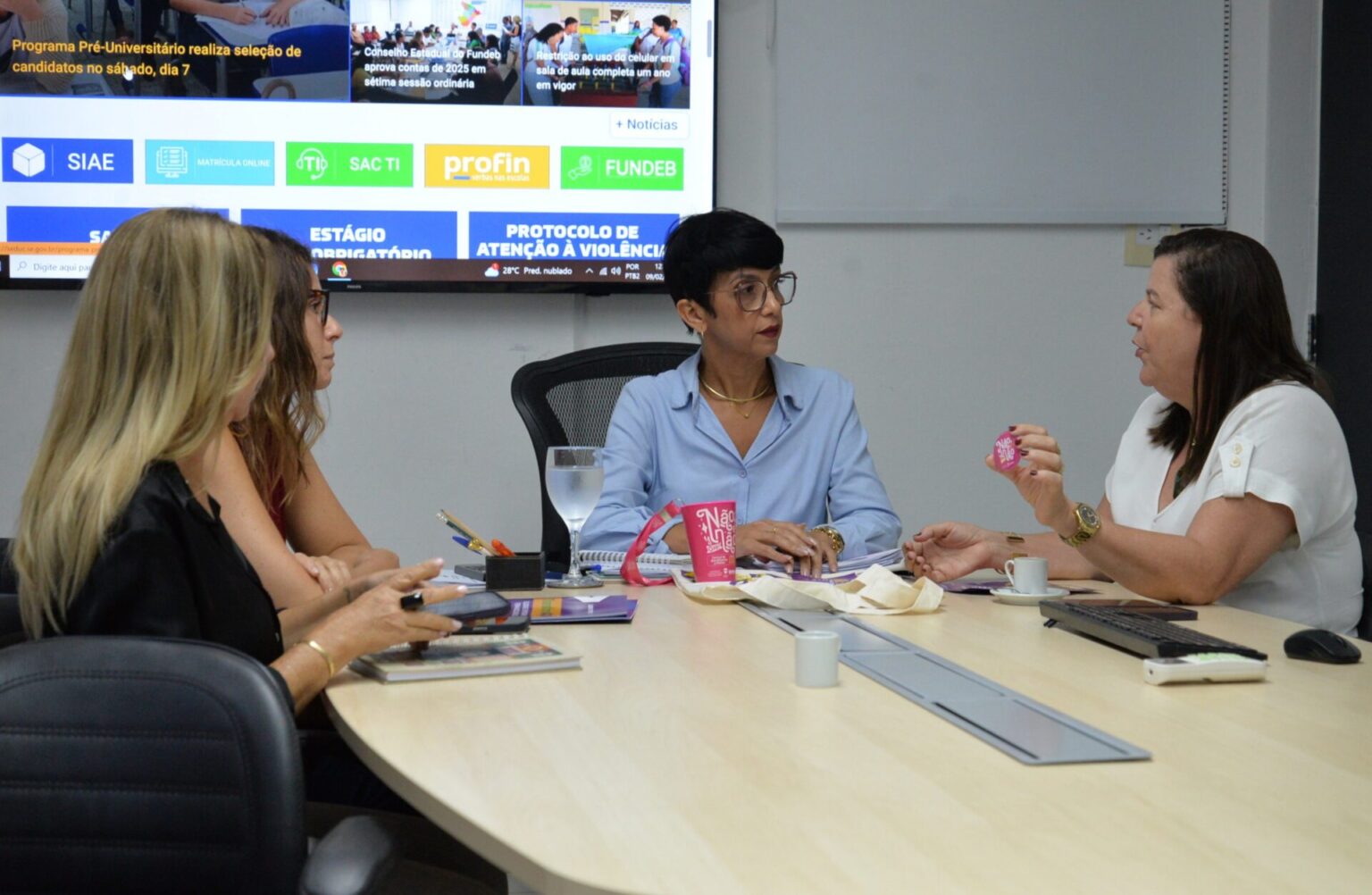 Educação e Políticas para as Mulheres: Ações Conjuntas para Combate ao Feminicídio até 2026