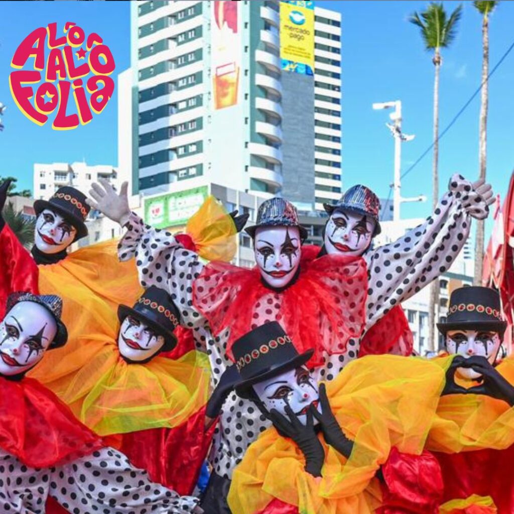 Fuzuê em Salvador: Mascarados e Fanfarras Agitam o Pré-Carnaval