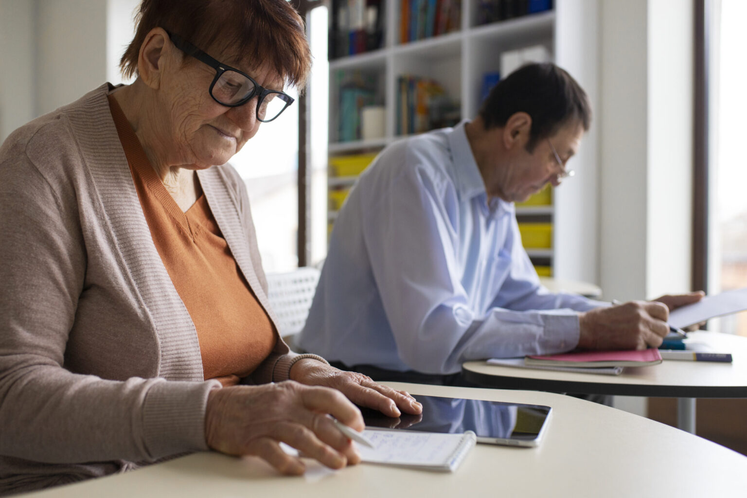 Programa Gratuito de Alfabetização e Letramento de Jovens e Adultos Ampliado em Todo o Brasil