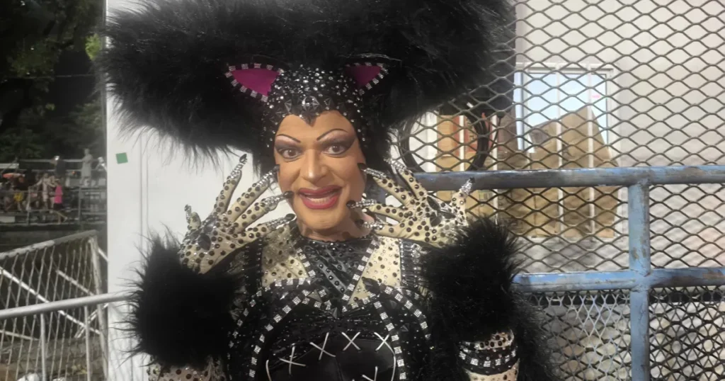 Suzy Brasil Celebra Homenagem à Ney Matogrosso no Carnaval Suzy Brasil Celebra Homenagem à Ney Matogrosso no Carnaval