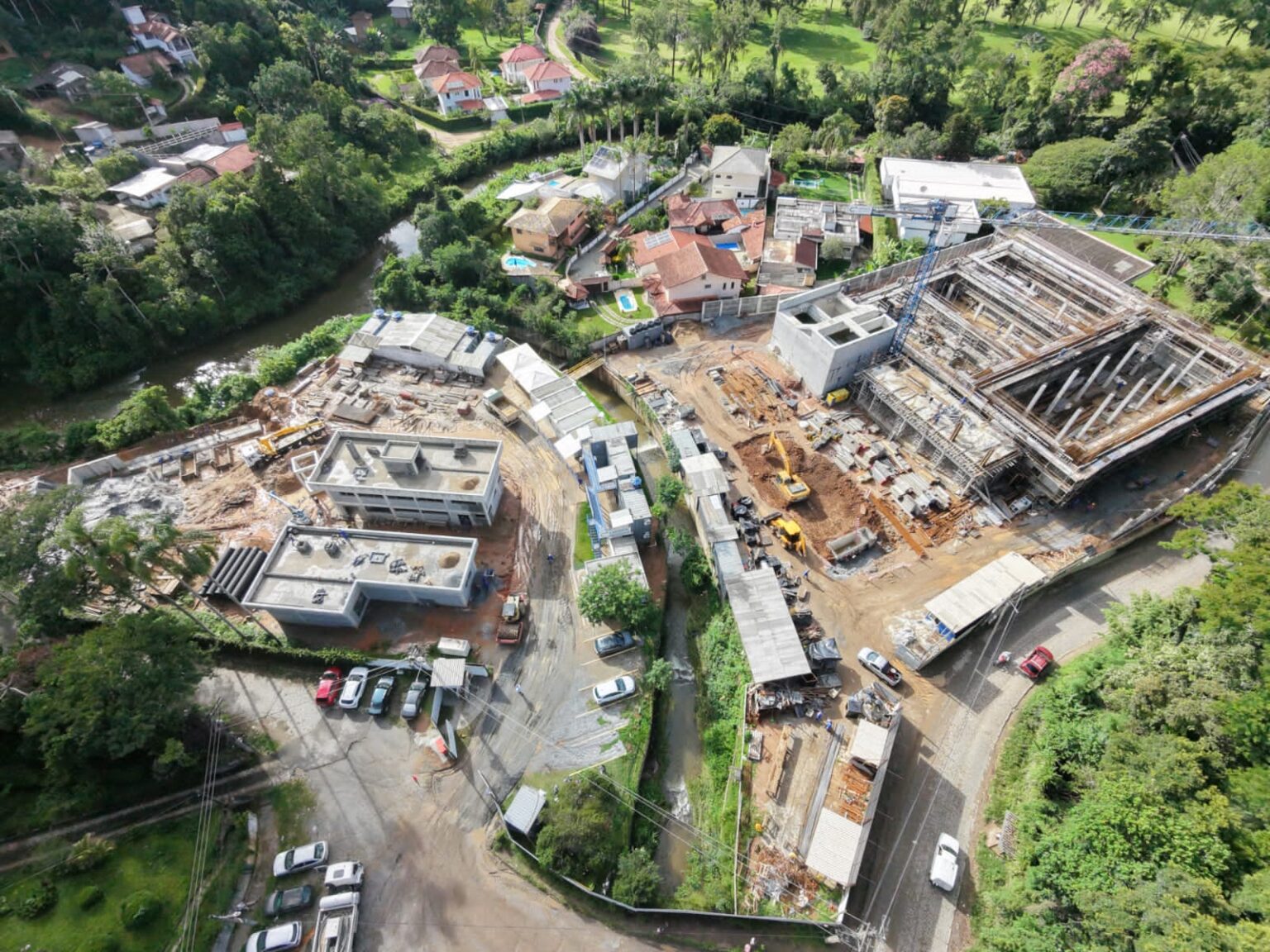 Tecnologia Holandesa Revoluciona Estação de Tratamento de Esgoto em Teresópolis