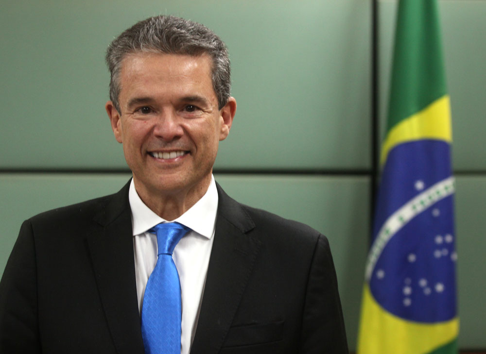 André de Paula Assume o Ministério da Agricultura: Mudanças Significativas no Agronegócio Brasileiro André de Paula Assume o Ministério da Agricultura: Mudanças Significativas no Agronegócio Brasileiro