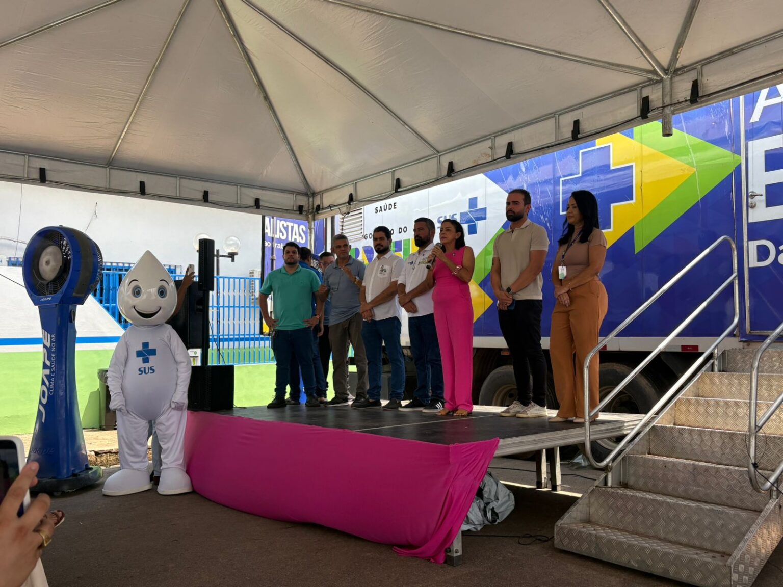 Carreta do Agora Tem Especialistas chega a Viana com foco no diagnóstico precoce de câncer