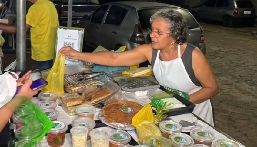 Feira ‘Raízes de Gigantes’ Impulsiona Empreendedorismo Rural e Gera Renda em Davinópolis (MA) Feira 'Raízes de Gigantes' Impulsiona Empreendedorismo Rural e Gera Renda em Davinópolis (MA)