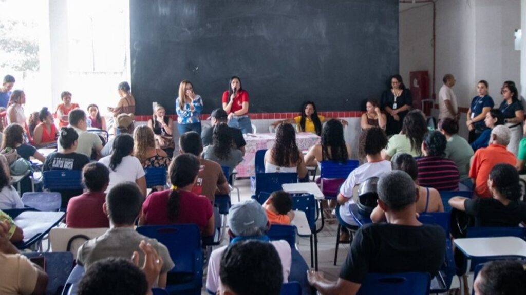 Gabinete Itinerante: Secretária Jandira Dias leva escuta ativa e melhorias para Imperatriz Gabinete Itinerante: Secretária Jandira Dias leva escuta ativa e melhorias para Imperatriz