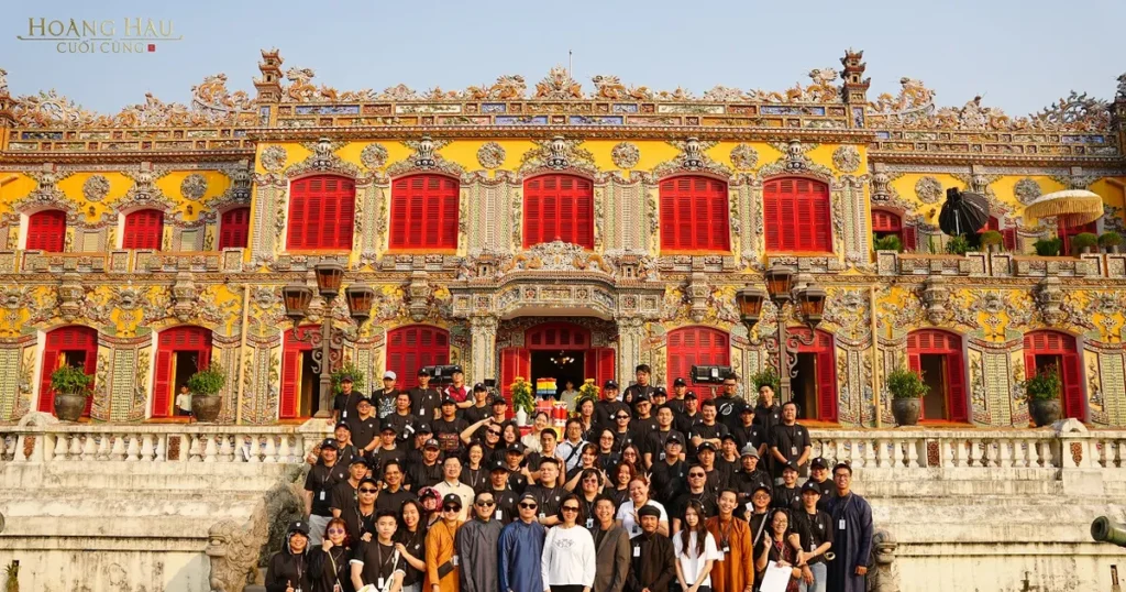 Início das Filmagens do Longa sobre a Imperatriz Nam Phuong: Uma Viagem no Tempo