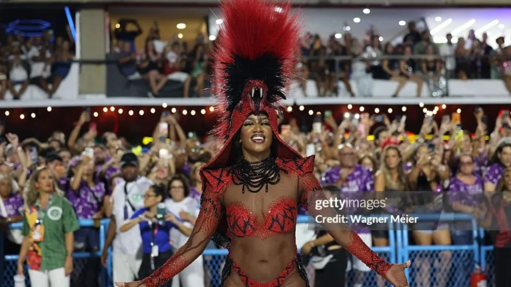 IZA é nomeada Rainha da Escola na Imperatriz Leopoldinense | Novo Desafio no Carnaval IZA é nomeada Rainha da Escola na Imperatriz Leopoldinense | Novo Desafio no Carnaval