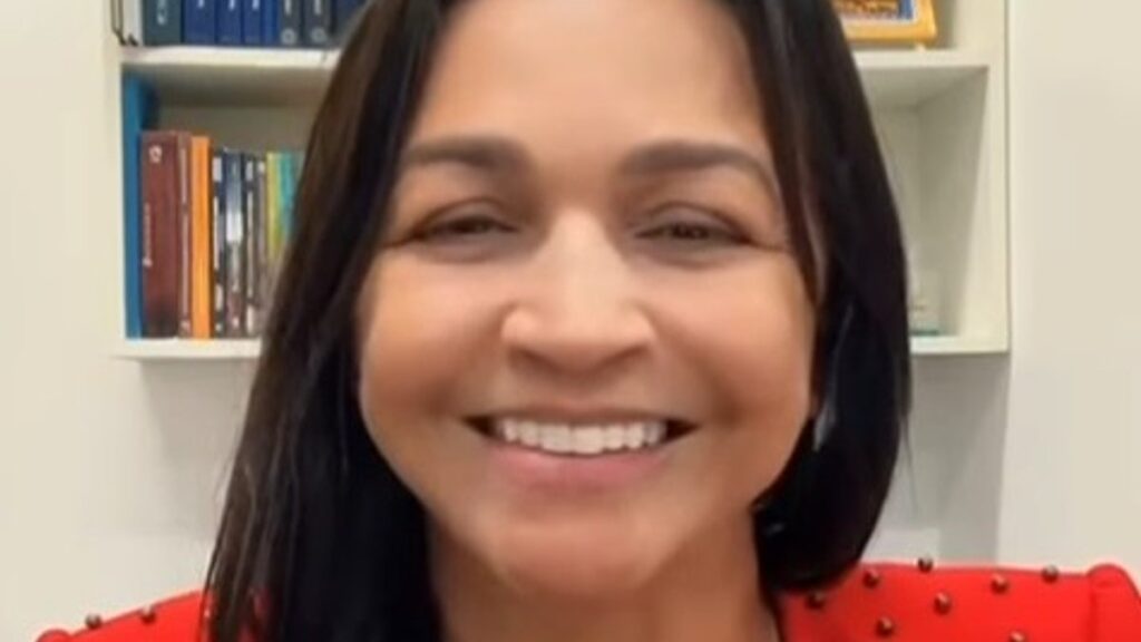 Tecnologia e Feminicídio: Eliziane Gama Celebra Avanços no Monitoramento de Agressões