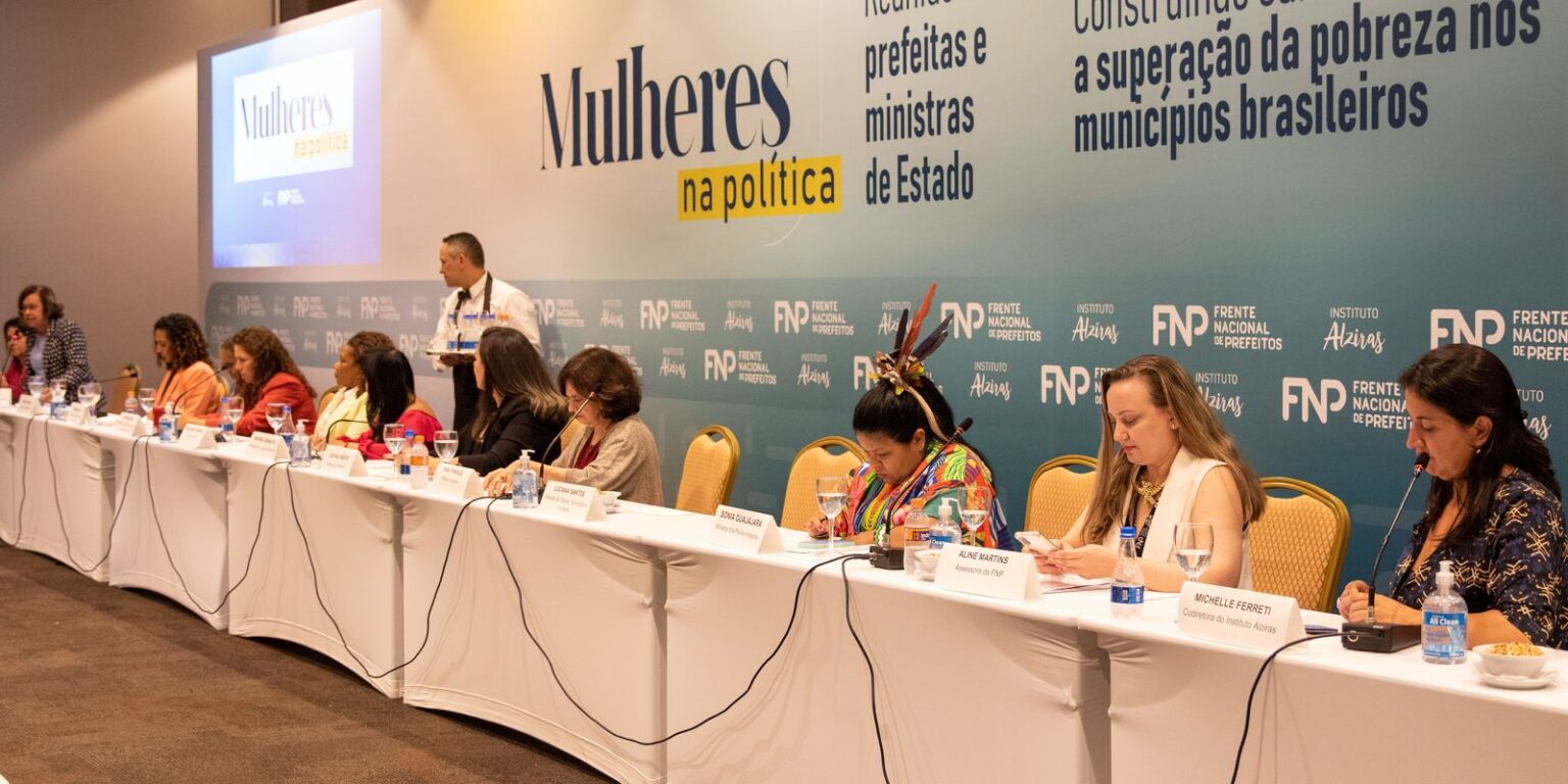 A Verdadeira Trajetória das Mulheres na Política Brasileira A Verdadeira Trajetória das Mulheres na Política Brasileira