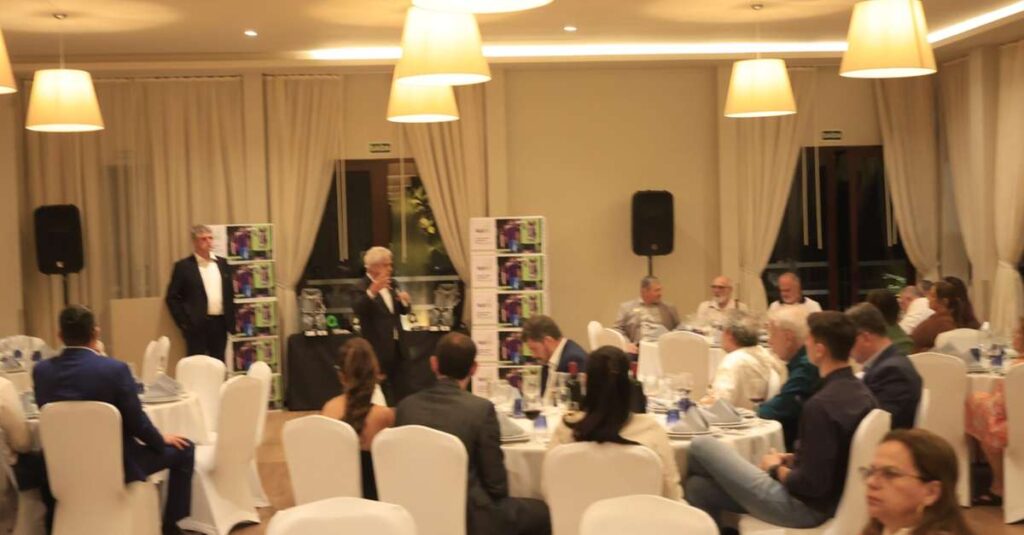 AçaíBot: Revolução na Colheita do Açaí no Pará é Reconhecida com Prêmio Nacional