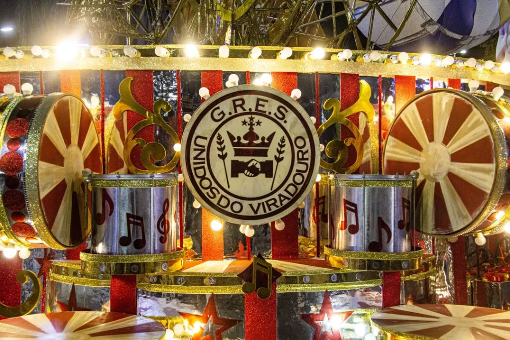 Carnaval da Retomada em São Gonçalo: Programação Imperdível dos Desfiles 2026