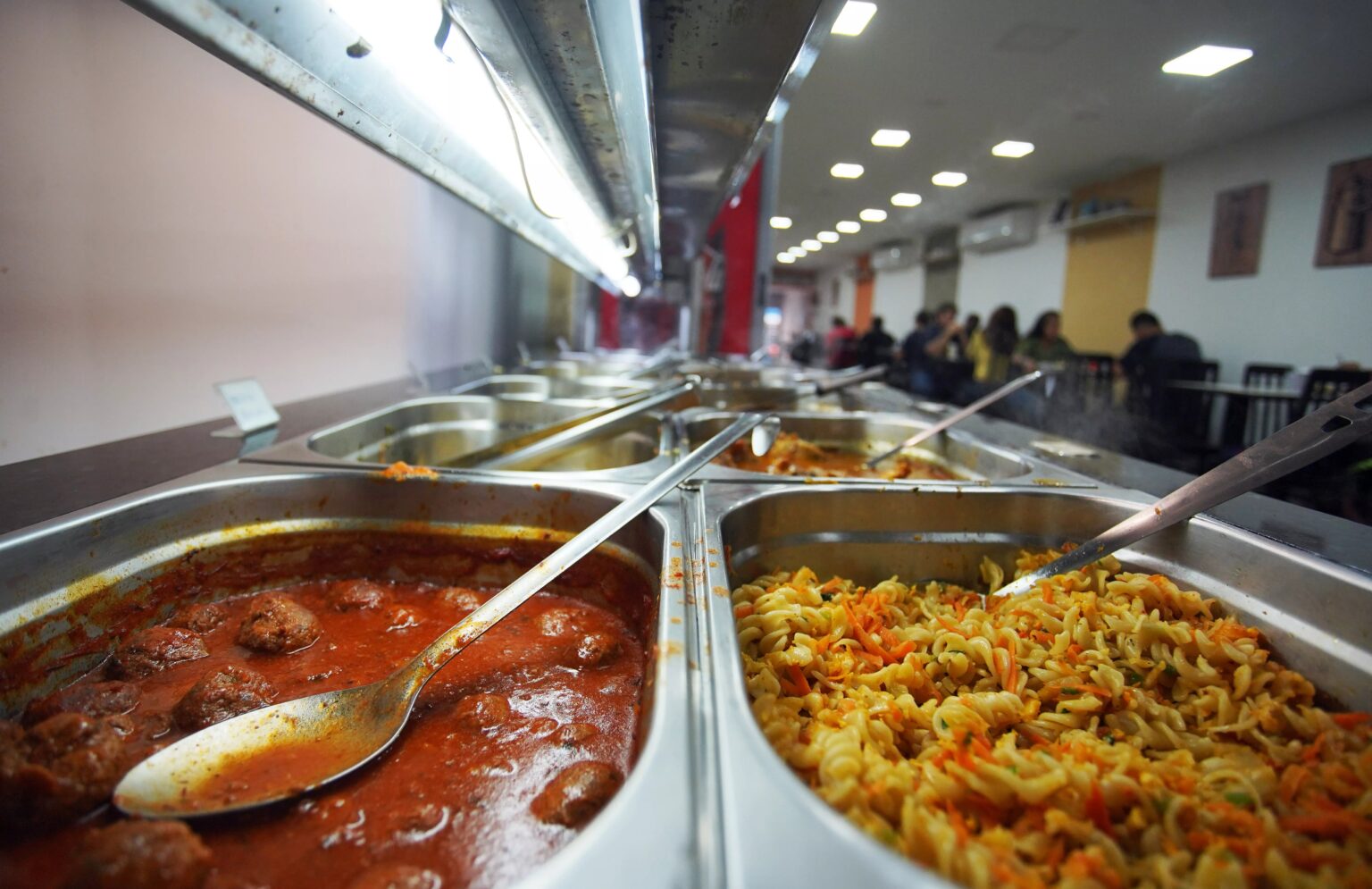 Descontos no Salário: Conheça as Regras para Saúde e Vale-Refeição