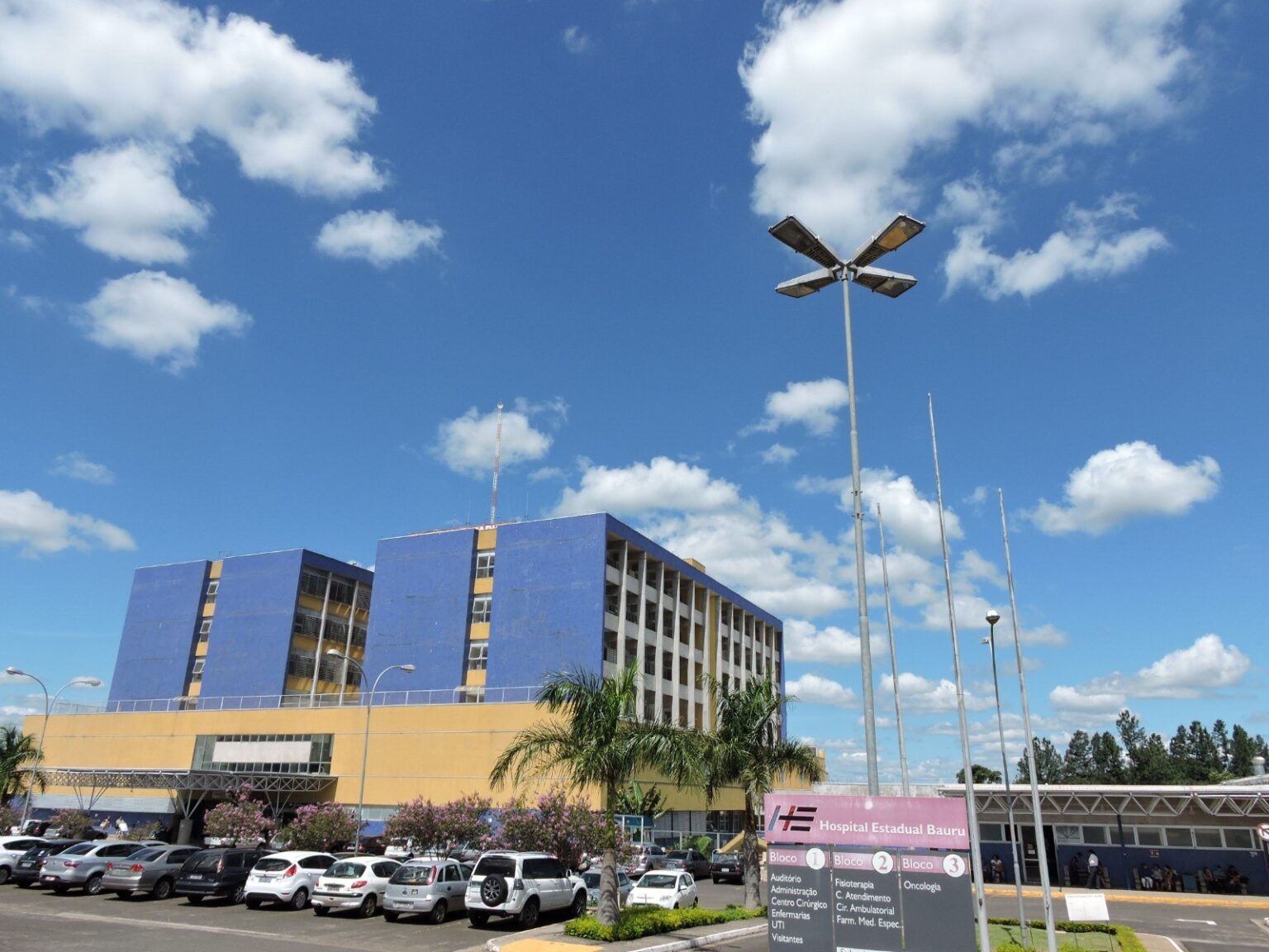 Famesp Lança Vagas em Unidades de Saúde de Bauru: Oportunidades para Diversos Níveis