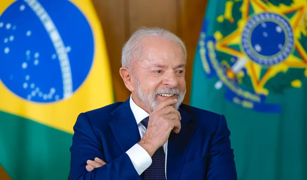 Governo Avalia Incluir Inadimplentes do FIES em Pacote de Renegociação de Dívidas