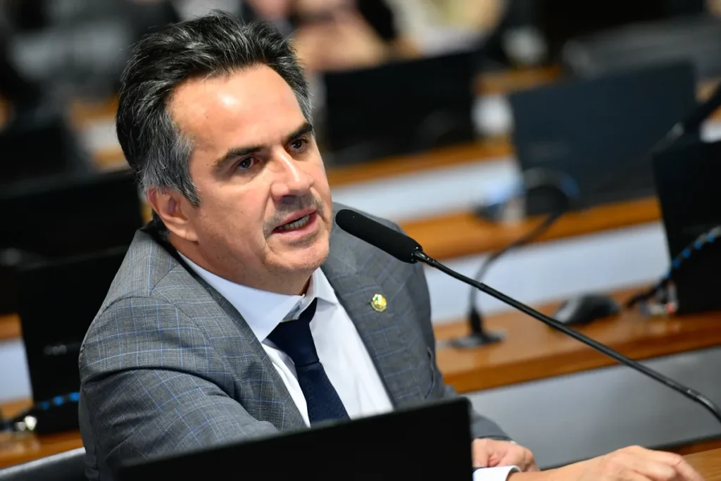 Ciro Nogueira Recebia Repasses de R$ 300 Mil de Daniel Vorcaro, Aponta PF