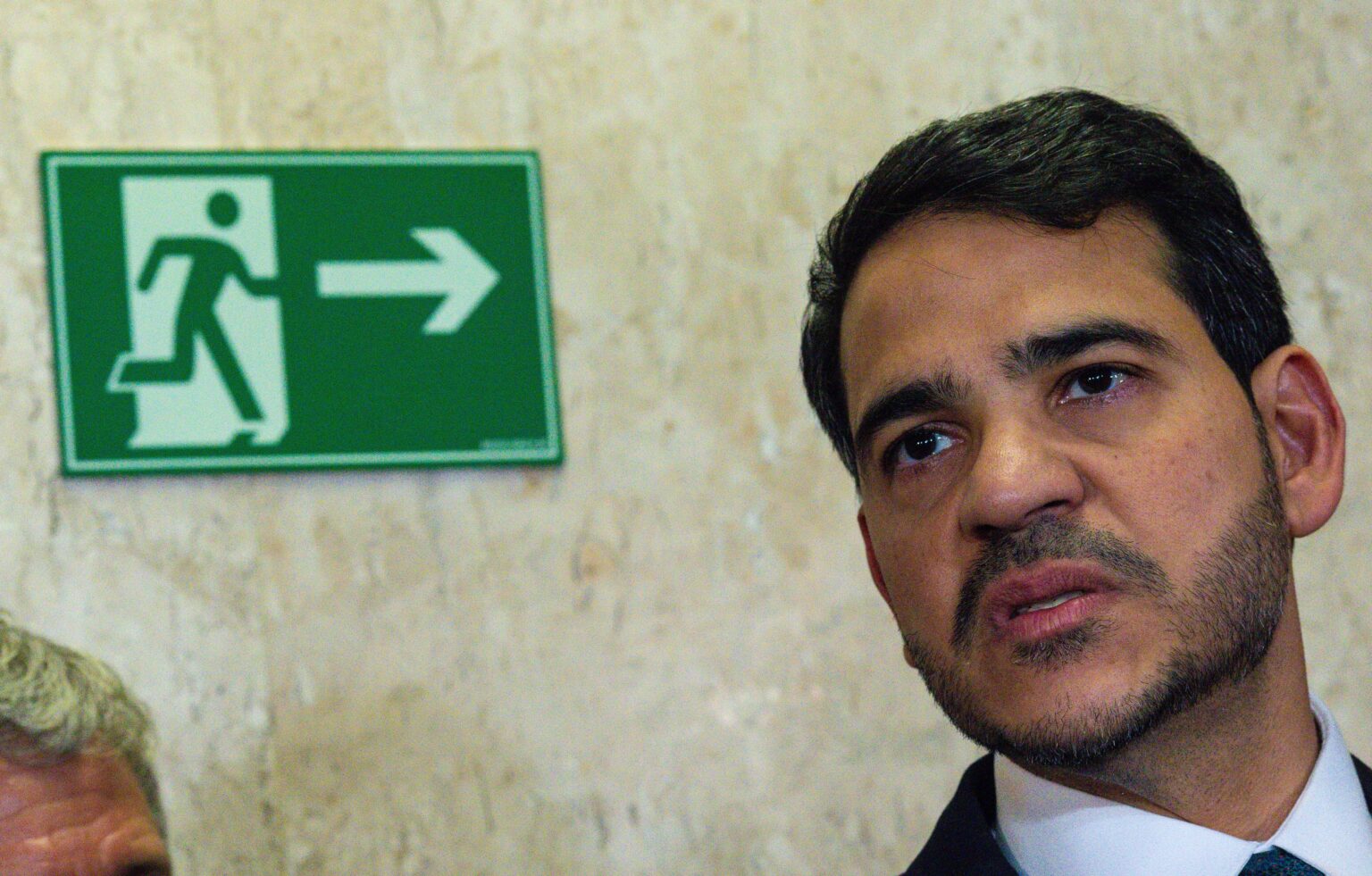 Derrota do Governo e Desconfianças sobre Traições Abalam Alianças no Planalto