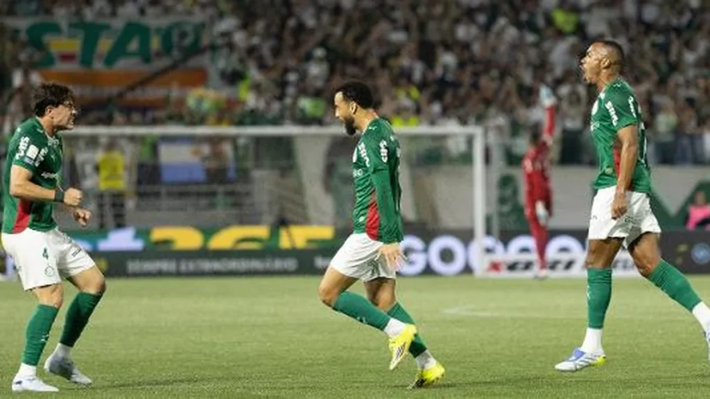 Palmeiras x Chapecoense ao vivo pelo Brasileirão: saiba onde assistir em 31 de maio Palmeiras x Chapecoense ao vivo pelo Brasileirão: saiba onde assistir em 31 de maio
