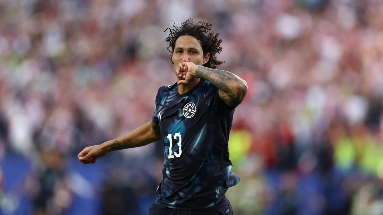 Paraguaio Canale brilha e elimina Alemanha da Copa do Mundo 2024