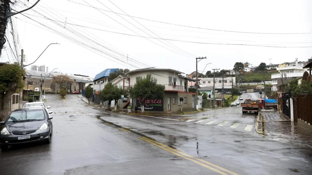 Obra contra alagamentos na Vila Ipiranga em Caxias avança com investimento de R$ 10,7 mi Obra contra alagamentos na Vila Ipiranga em Caxias avança com investimento de R$ 10,7 mi
