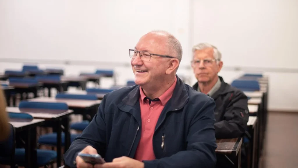 Cursos de tecnologia para pessoas 60+ promovem autonomia e inclusão digital Cursos de tecnologia para pessoas 60+ promovem autonomia e inclusão digital