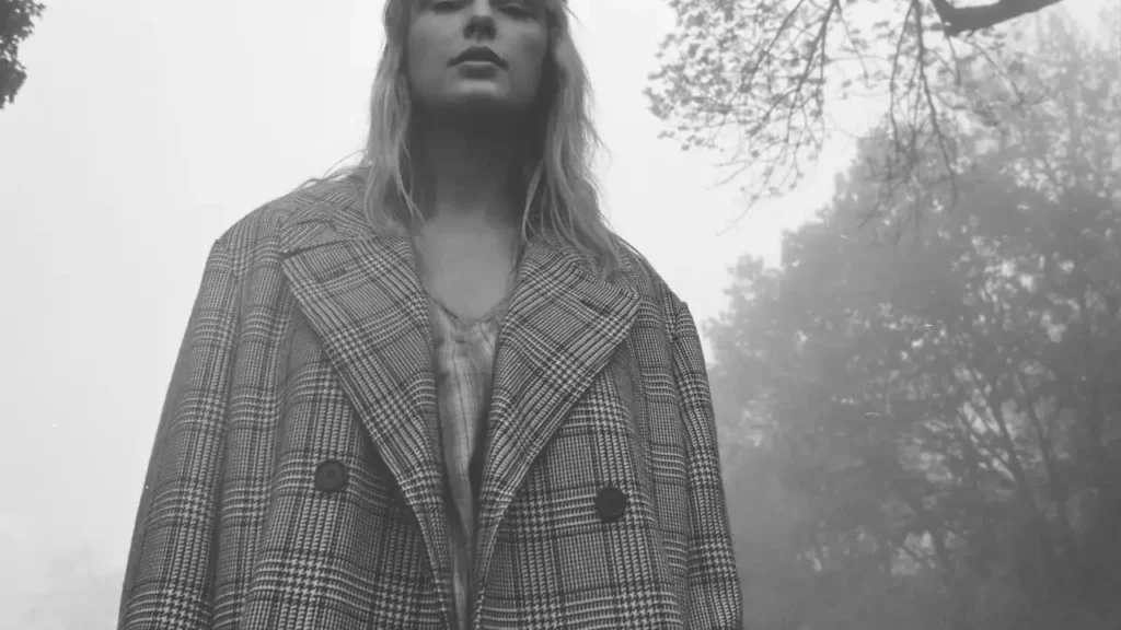 Seis anos de “Folklore”, de Taylor Swift: nossas seis músicas favoritas Seis anos de "Folklore", de Taylor Swift: nossas seis músicas favoritas