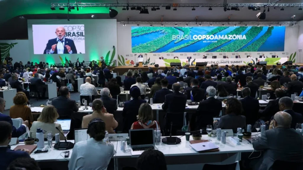 Jornalismo Climático em Crise: A Redução Que Afeta Nosso Dia a Dia Jornalismo Climático em Crise: A Redução Que Afeta Nosso Dia a Dia